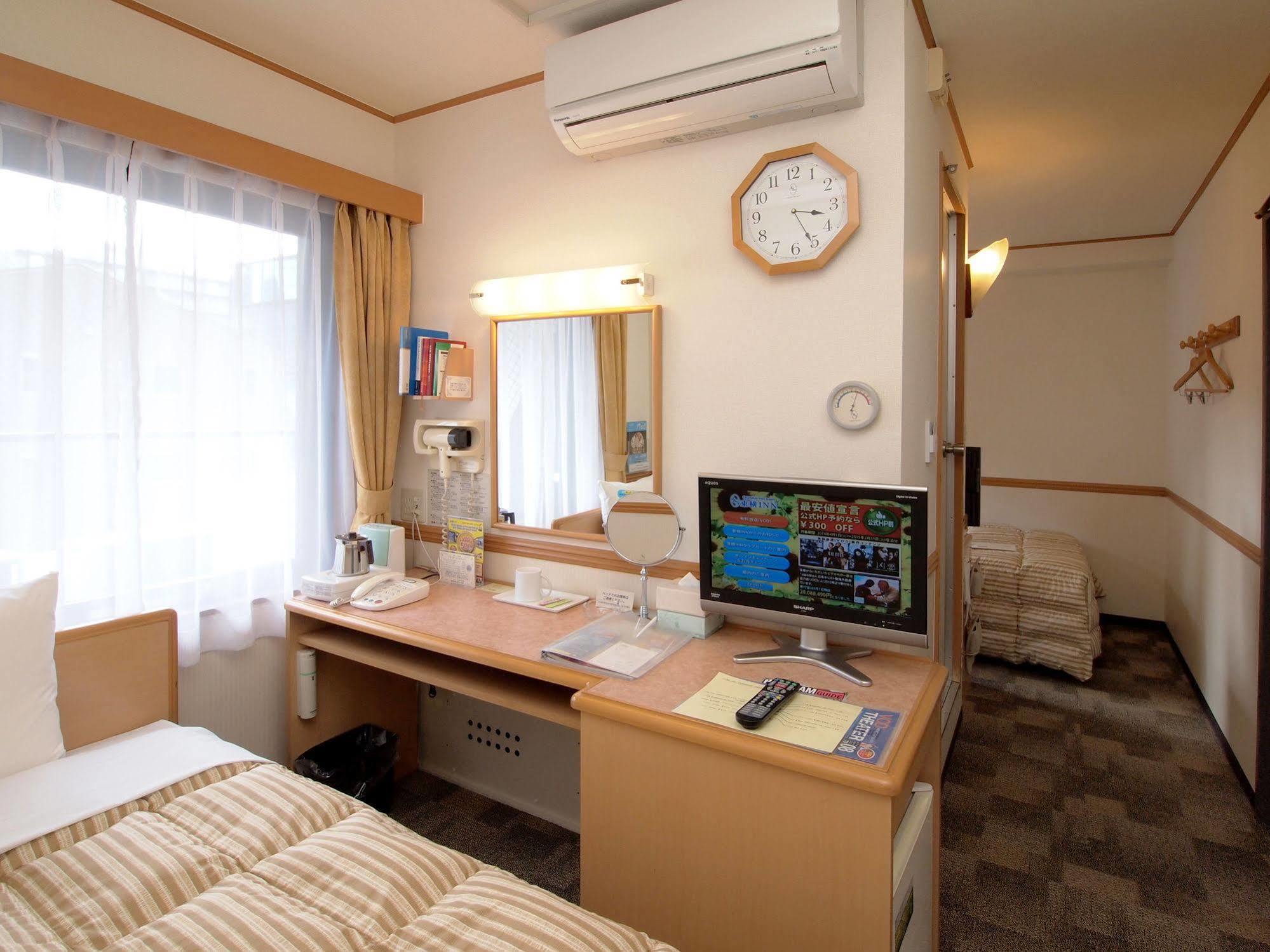 Toyoko Inn Kofu-Eki Minami-Guchi No.1 Exteriör bild